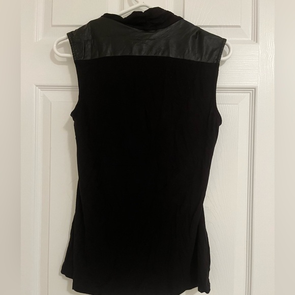 Black with faux leather Green Envelope los angeles Tank Top - Picture 5 of 6